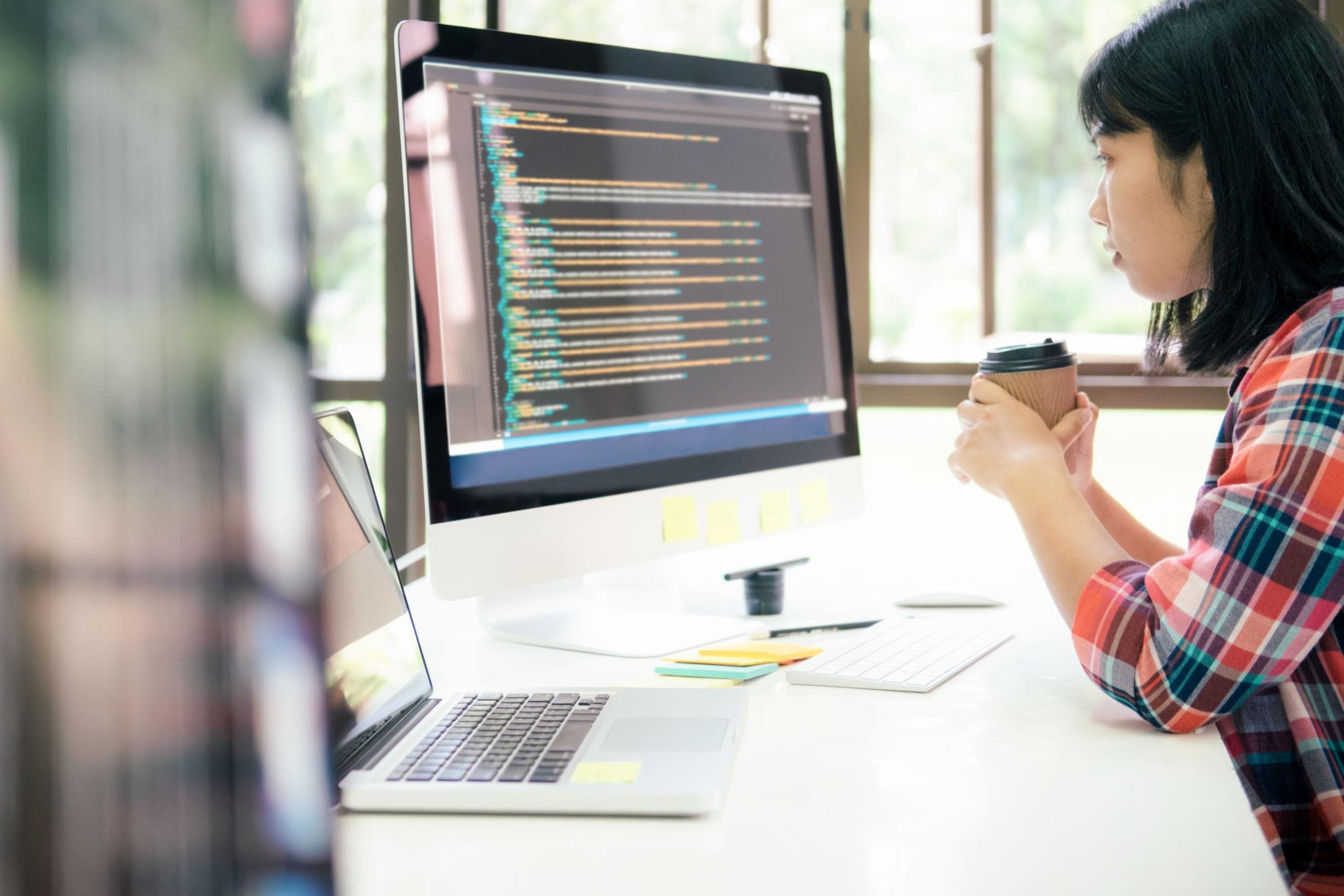 Custom vs Template Web Development: Which Is Right for Your Business?